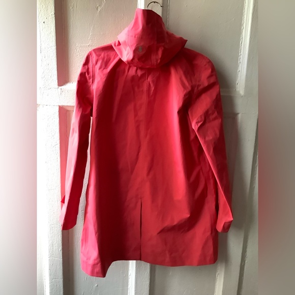 Save The Duck Ladies Lightweight Raincoat - Picture 5 of 16